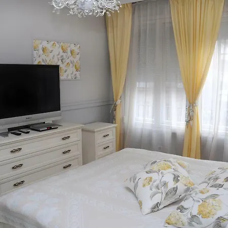 My Home, With Free Secure Parking * Стара-Загора