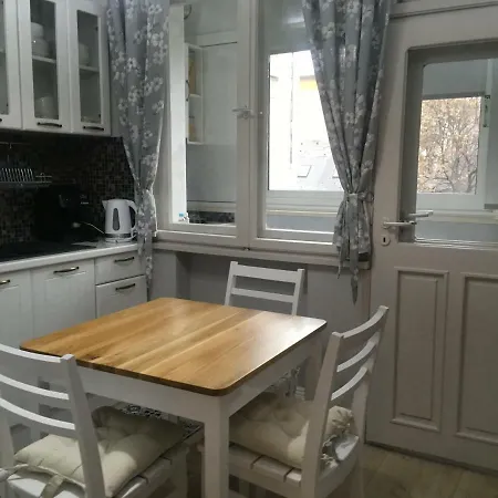 Апартаменты My Home, With Free Secure Parking