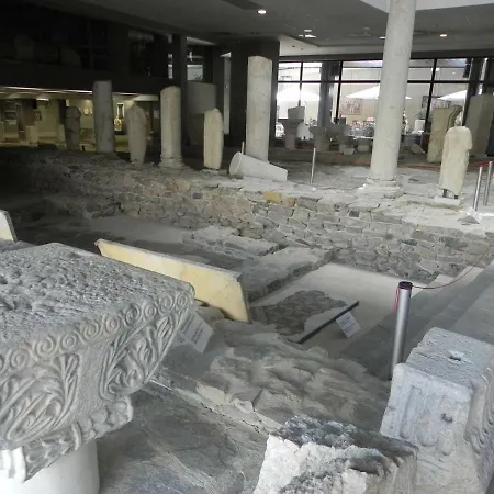 My Home, With Free Secure Parking Апартаменты Стара-Загора