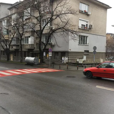 My Home, With Free Secure Parking Апартаменты