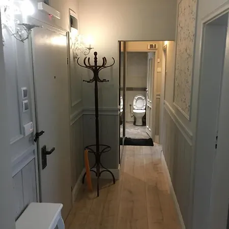 My Home, With Free Secure Parking דירה *