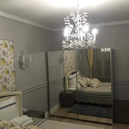 My Home, With Free Secure Parking Апартаменты