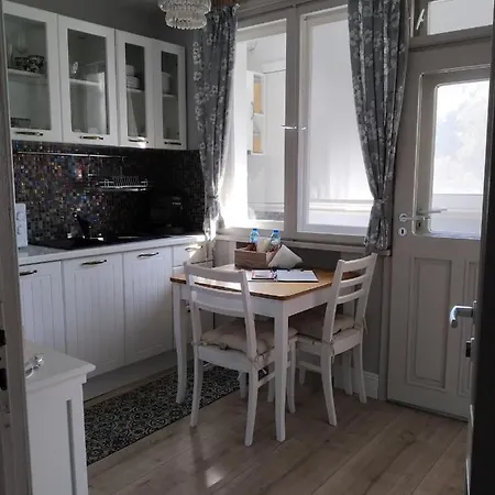 My Home, With Free Secure Parking דירה