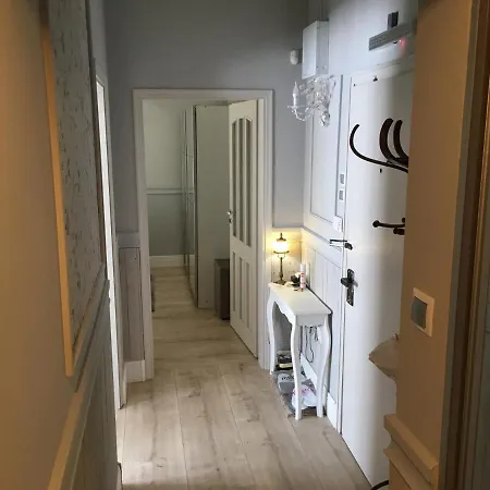 My Home, With Free Secure Parking דירה