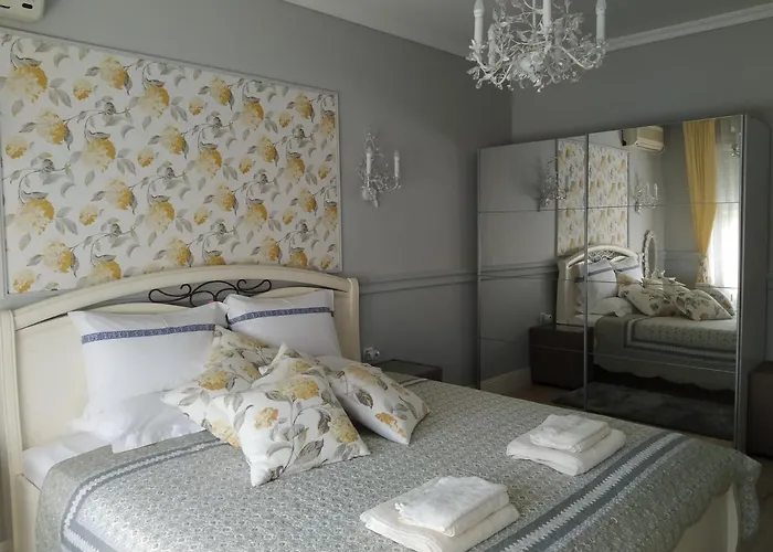 My Home, With Free Secure Parking Lejlighed